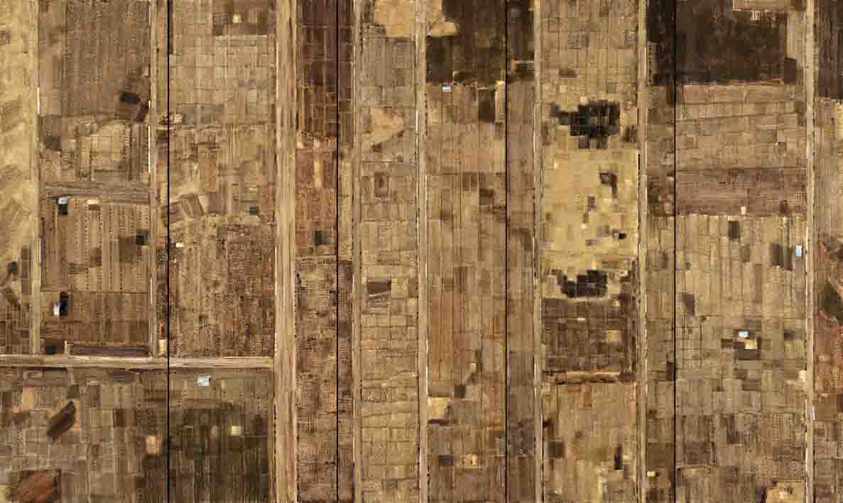 رϵ19 400x240cm 2009