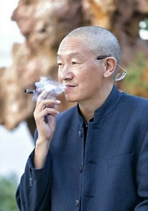 吉狄兆林