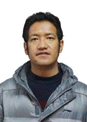 罗绒扎西