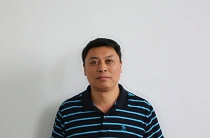 何仁君