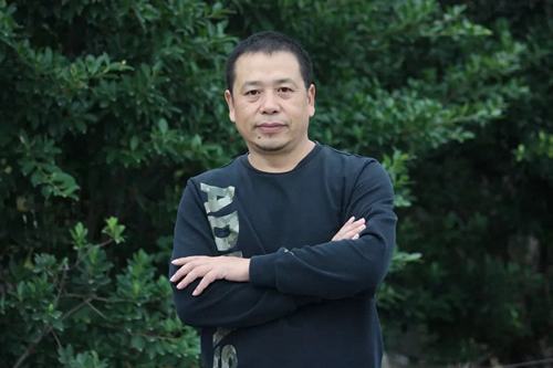 卢一萍