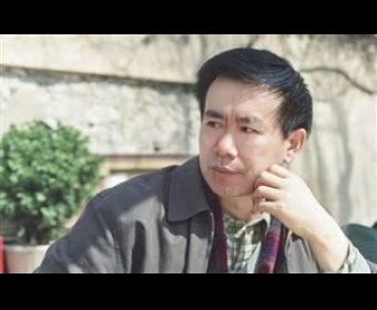 ���VS�����ƣ���ѧ����˥�Ƿ��м���ѭ��