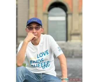 小引的诗:我们有统一的悲伤