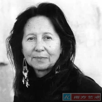 �ܶ���ʷ��˹