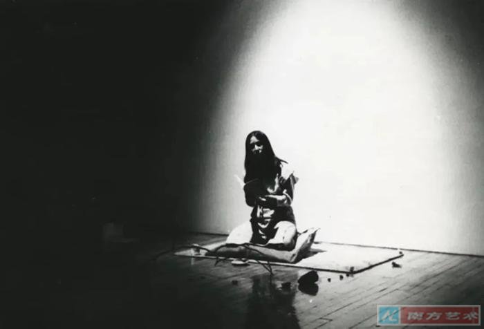 �������ǡ�ά�����ǣ����᧿�Σ����1983�꣬�ݳ�